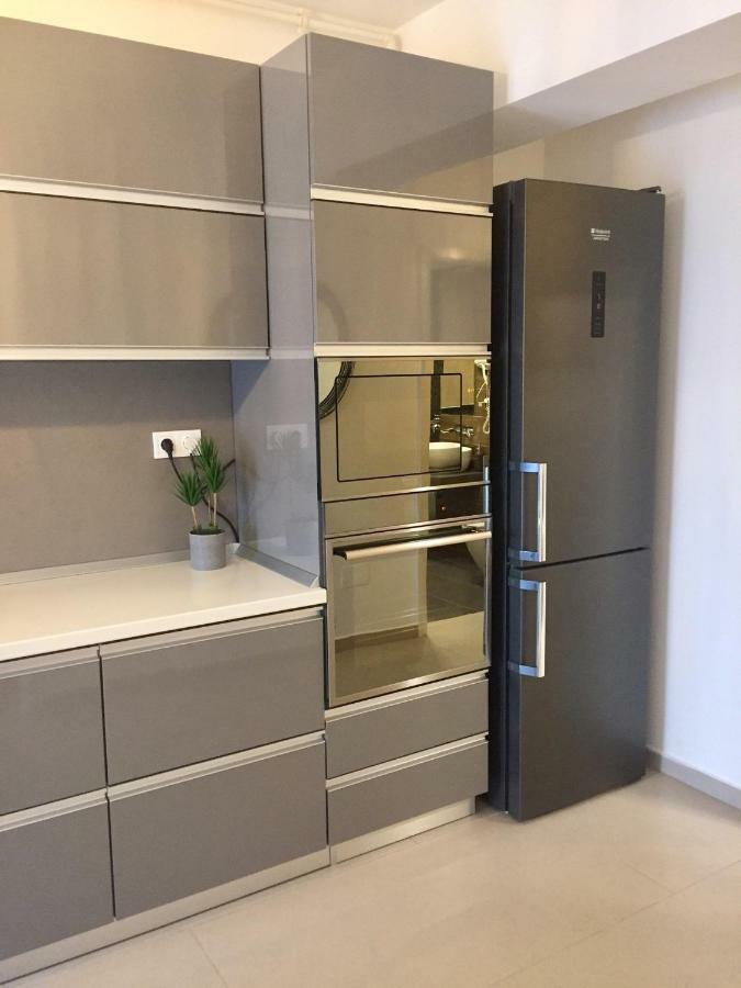 Apartment Flori De Iulie