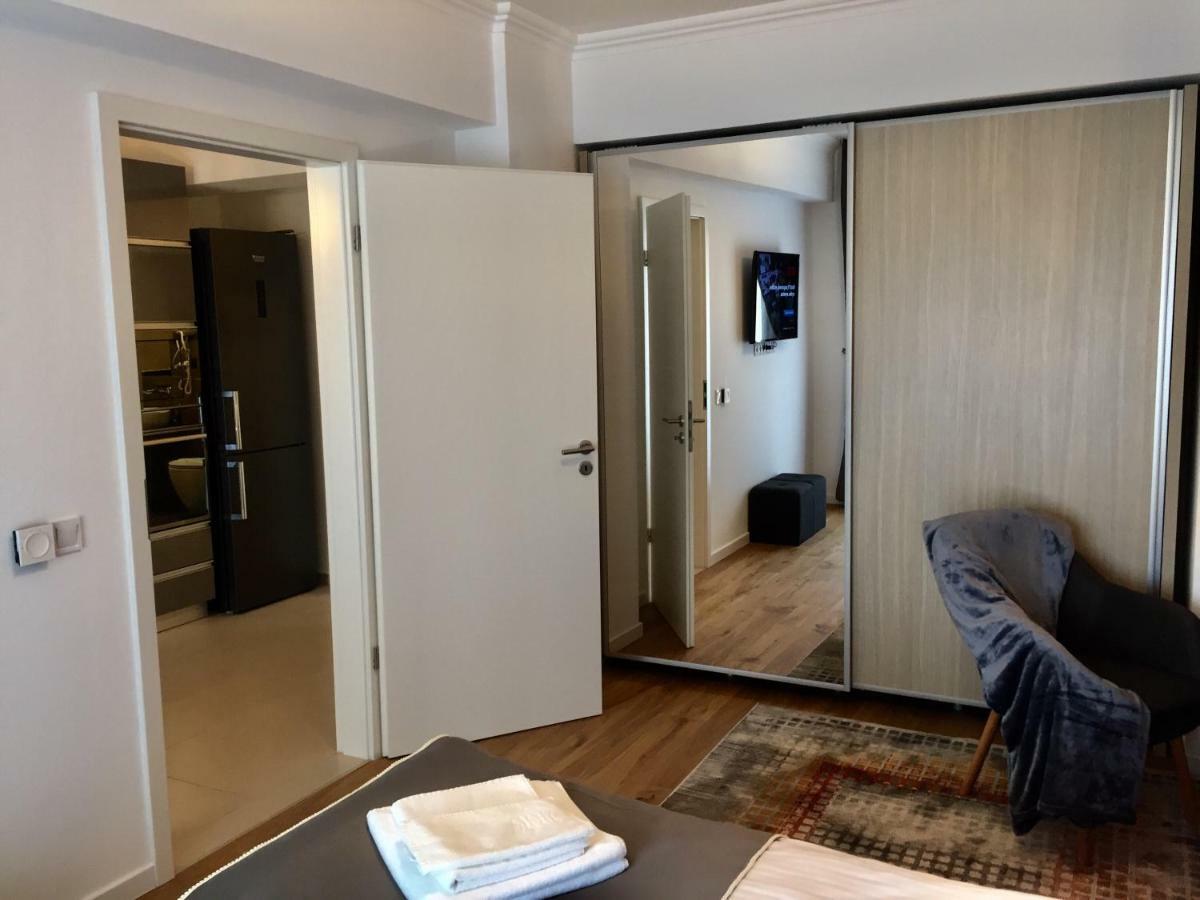 Apartment Flori De Iulie *