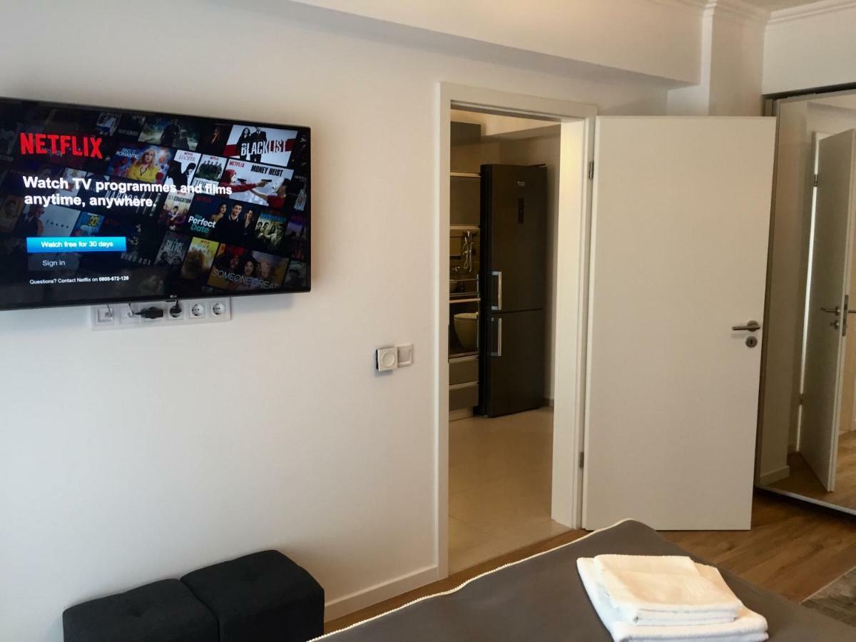 Apartment Flori De Iulie